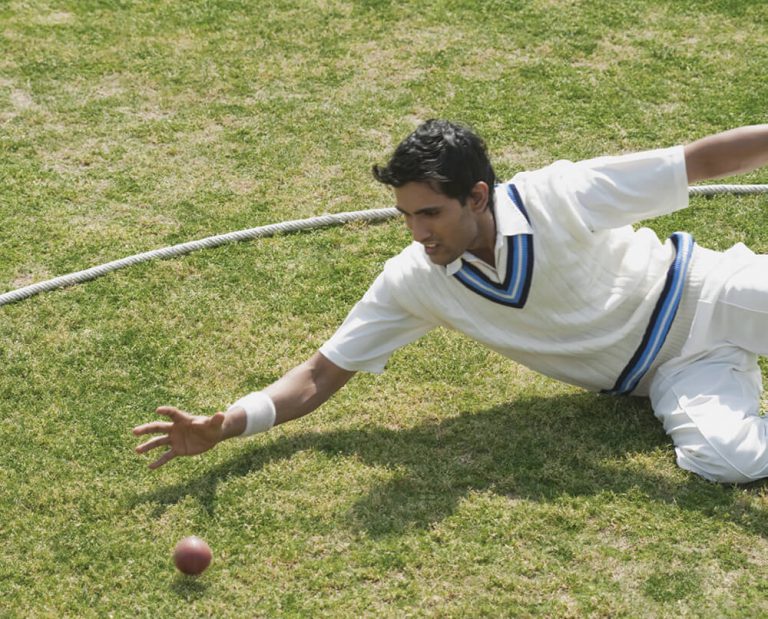 Common Hand Injuries Caused By Sports This Quarterly