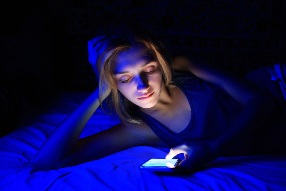 the-importance-of-sleeping-in-the-dark-this-quarterly