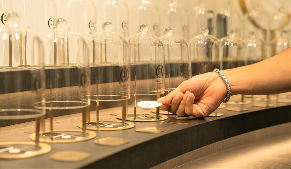 Maison 21G: Parisian Haute-couture Perfumes at Marina Bay Sands - This ...